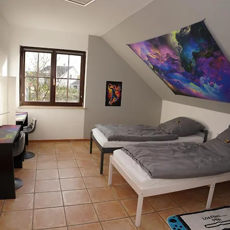 Panoramablick, Ruhiger Lage, 20 Min Nach Koeln 公寓 *